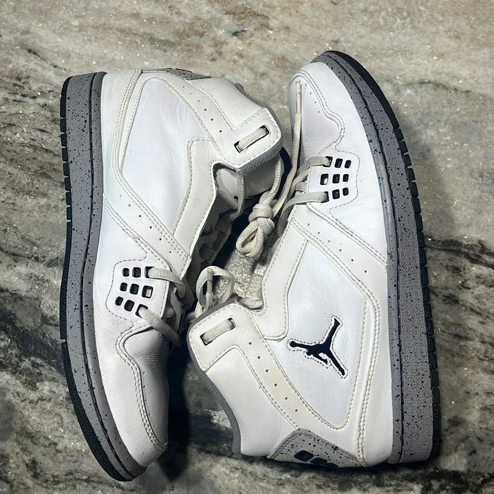 Jordan Flight 23 White Stealth Black Speckled Mid Top Sneakers 372704-120 Mens 8